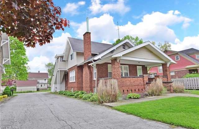 171 Woodbine Avenue SE Gallery 1