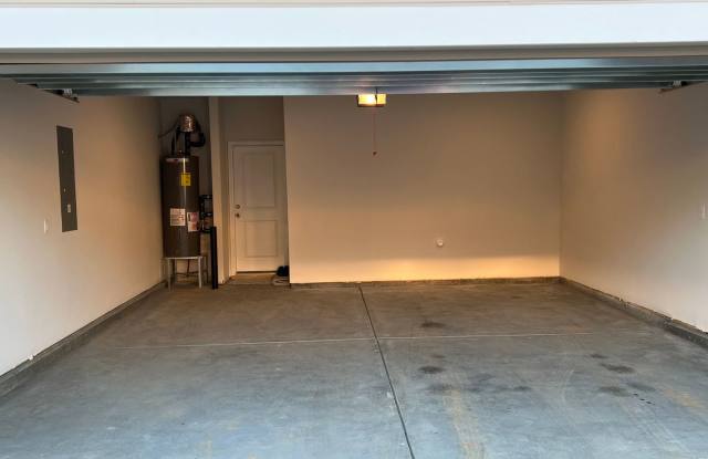 Single Family Home in Prime Location - 2127 Belterra Dr photos photos