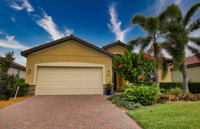 Seasonal Short-Term Single Family located at Sarasota National Golf Club (Social Membership) with resort like Amenities! photos photos