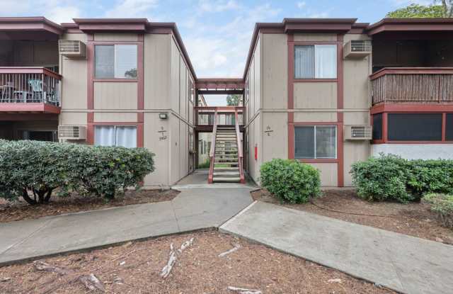 5462 Adobe Falls Rd #8 photos photos