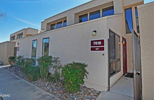7618 E Callisto Circle Gallery 2