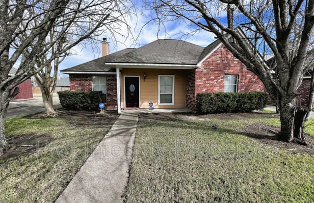 9517 Crandon Dr - 9517 Crandon Drive, Gardere, LA 70810