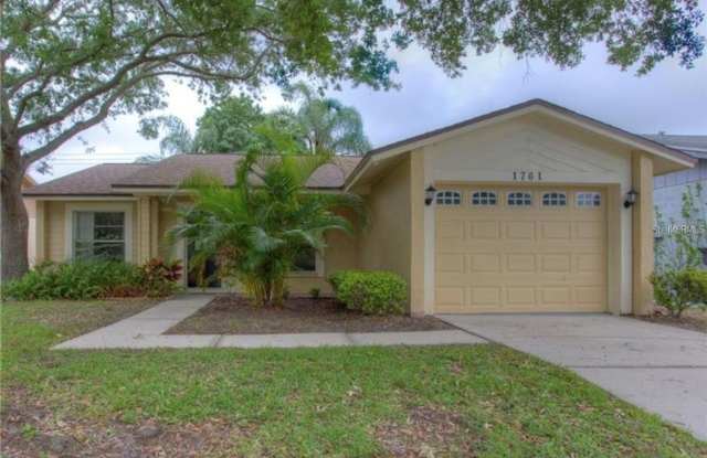 1761 LAKEVIEW VILLAGE DRIVE photos photos