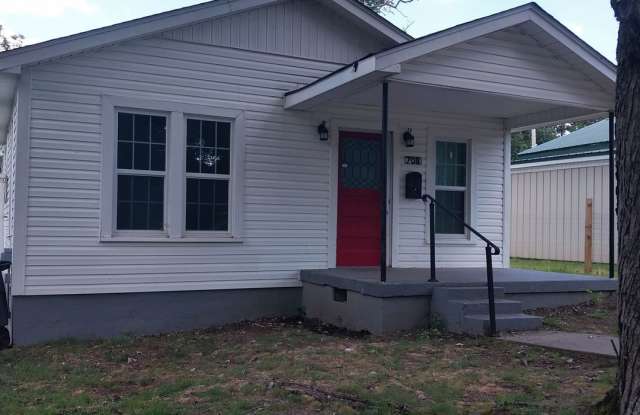 Cottage Style Dollhouse with $300/mo utility allowance! photos photos