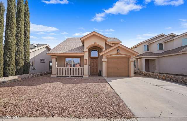 4532 JOSEPH RODRIGUEZ Drive Gallery 1