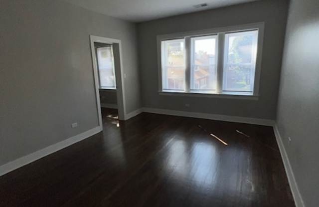 1108 W 77th St Fl 2 photos photos