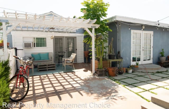 3220 Roberts Ave - 3220 Roberts Avenue, Culver City, CA 90232