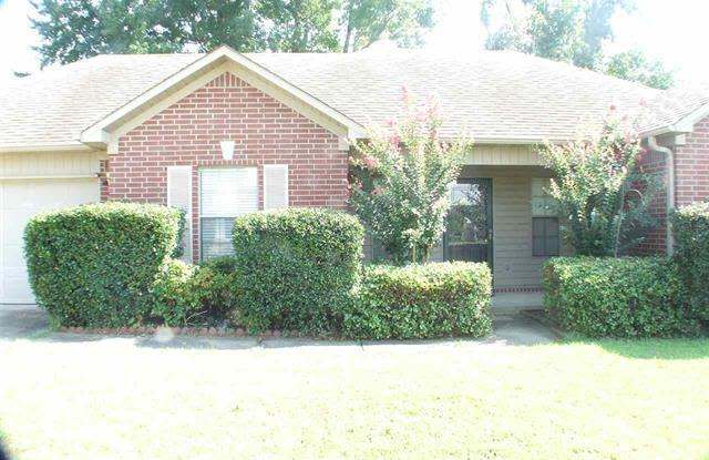 Contact Peggy Goodman 501 676 1758 photos photos