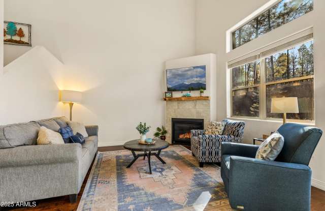 2477 W MISSION TIMBER Circle Gallery 3