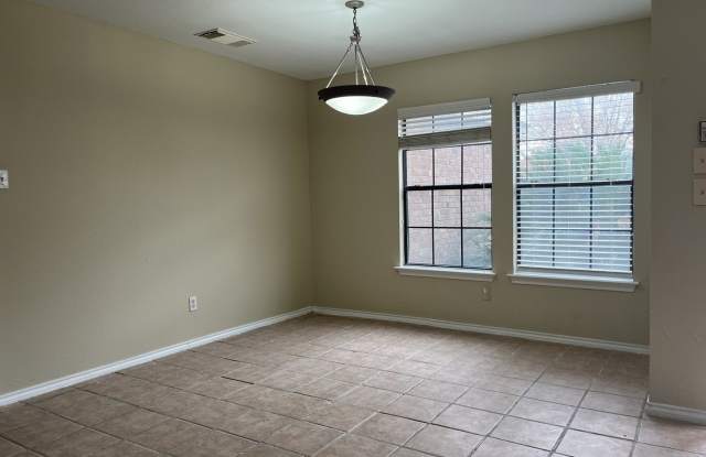 1219 CARMEL OAKS Gallery 3