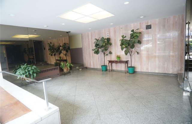 63-45 Saunders Street Gallery 2