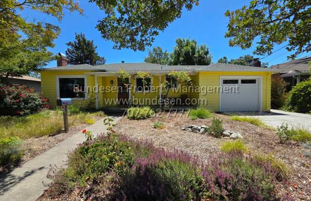 Beautiful 2 bedroom, 1 bath in the desirable Montgomery Village neighborhood - Santa Rosa photos photos