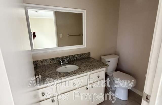1071 Jost Ln Gallery 4