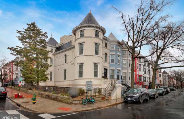 1823 N CAPITOL Street NE Gallery 2
