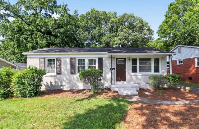 Adorable Three Bedroom Home! photos photos Adorable Three Bedroom Home! photos photos