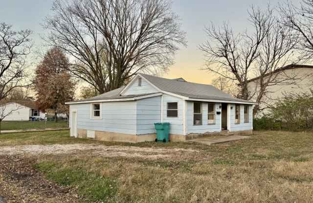 733 Dunnigan Street - 733 Dunnigan Street, Sullivan, MO 63080 733 Dunnigan Street - 733 Dunnigan Street, Sullivan, MO 63080