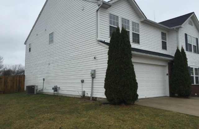 740 FREESTONE Drive Gallery 3