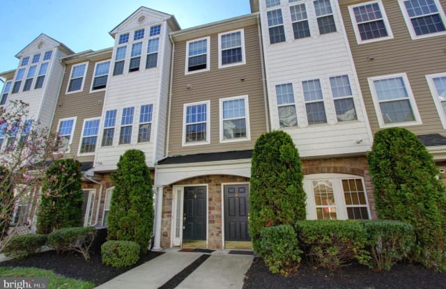 13 TURTLE COURT - 13 Turtle Court, Burlington County, NJ 08075