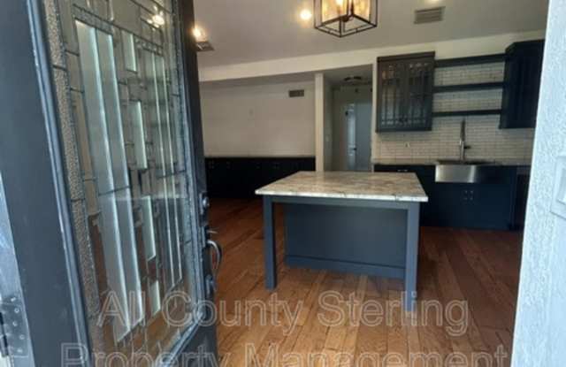 521 W. Winter Park St. Gallery 4