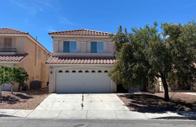 Great 4 bed/2.5 bath home located in the Southern area photos photos