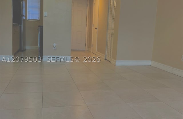 10901 N Kendall Dr Gallery 2
