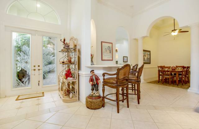 6297 San Michel Way Gallery 3
