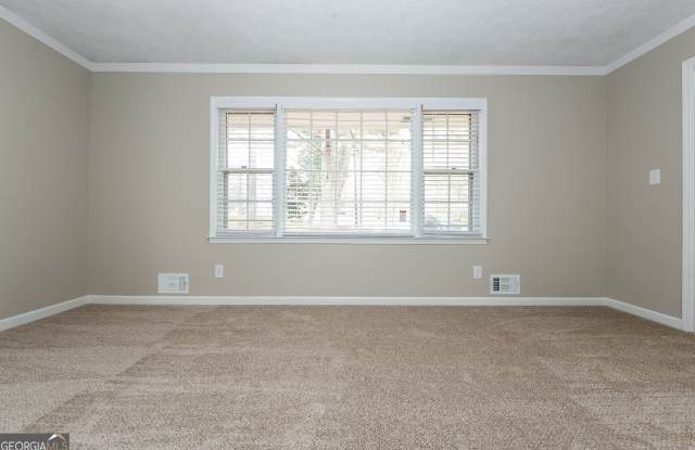 430 Amity Court Gallery 4