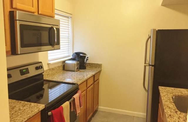 11914 ROAN LN Gallery 2
