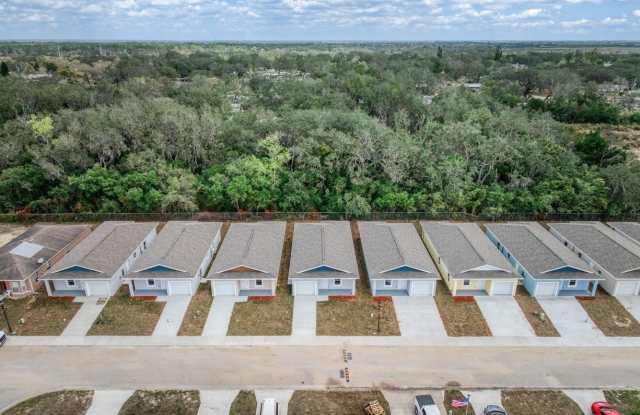1450 LAS VILLAS Boulevard Gallery 4