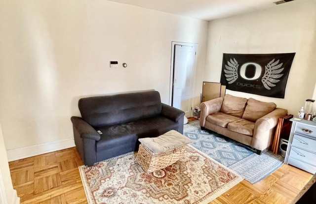 4253 RIDGE Avenue Gallery 2
