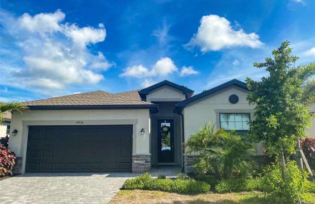 15936 HONEYSUCKLE STREET photos photos