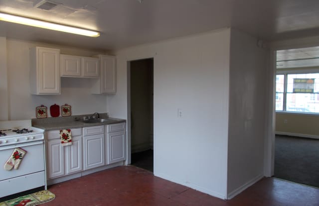 2818 Eastshire Dr - 2818 Eastshire Drive, Baltimore, MD 21230