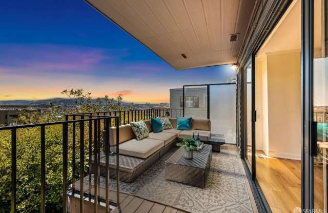 2171 Sacramento Street photos photos