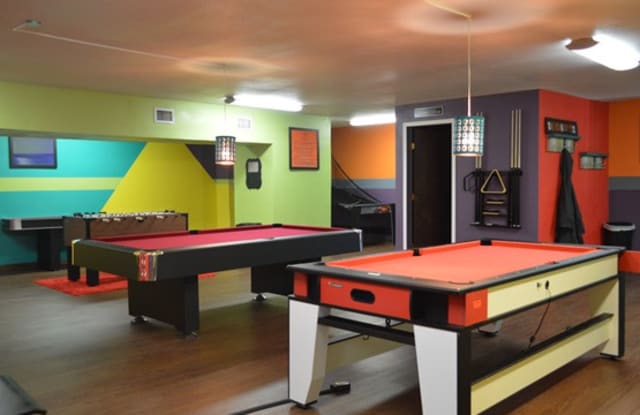 Century Plaza Apartment Homes Gallery 3
