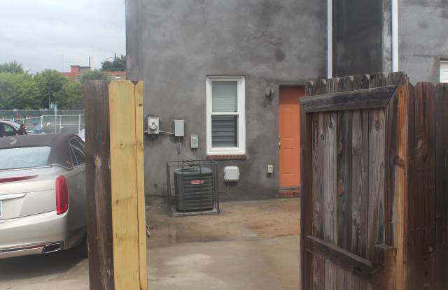 1120 Rutland Avenue Gallery 4