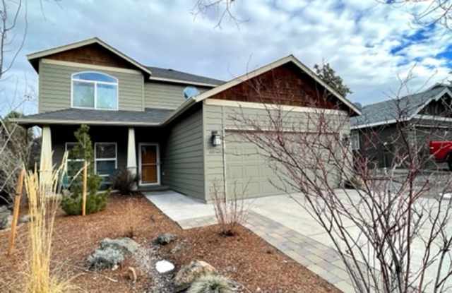 Beautiful 4 bedroom NW Bend Home! - 63348 Northwest Lavacrest Street, Bend, OR 97703