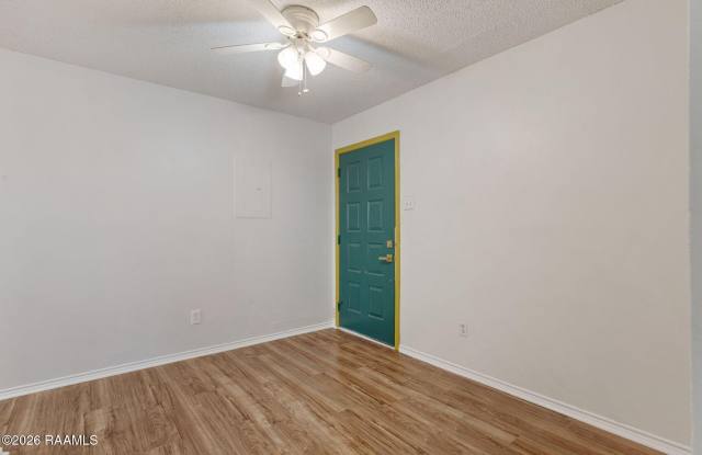 1318 Lee Avenue Gallery 3