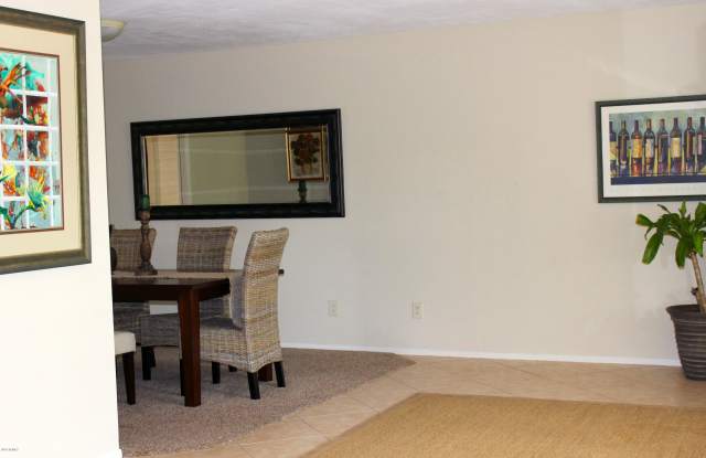 8313 E VIA DE LAS FLORES -- Gallery 4