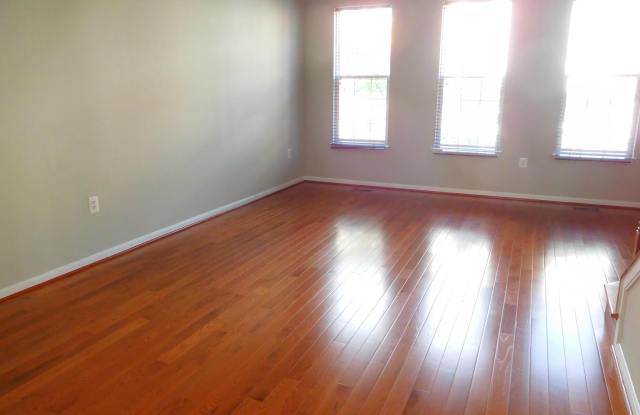 5603 HARTFIELD AVENUE Gallery 3