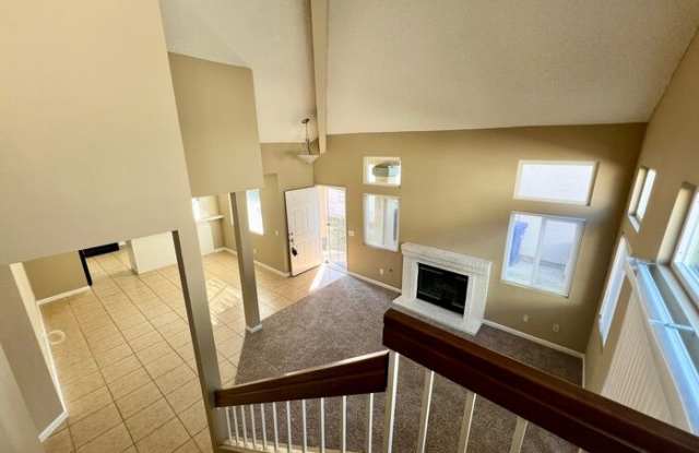 4484 Goldfinch Way photos photos