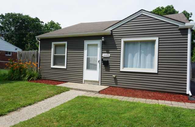 34470 Stellwagen Street photos photos
