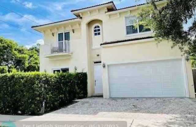 700 SW 8th Way photos photos