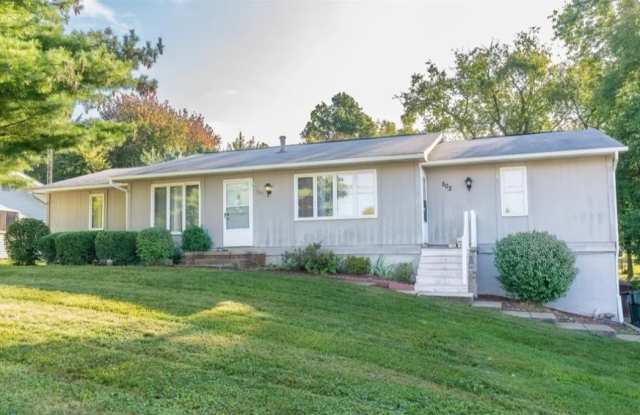 502 Perry Dr Nw Gallery 2