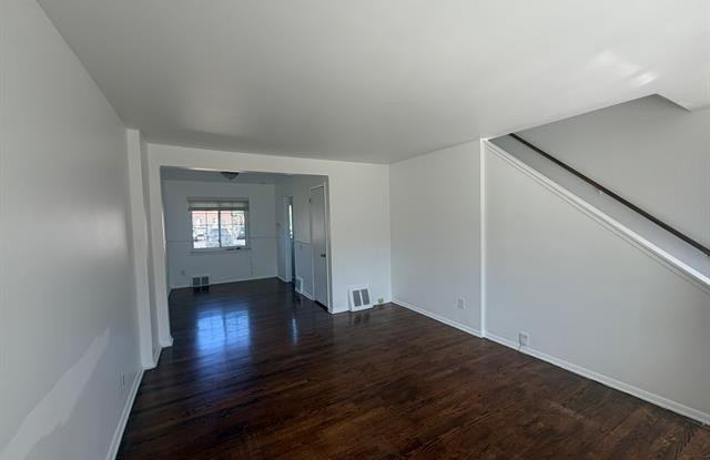 23109 Edsel Ford Court Gallery 2