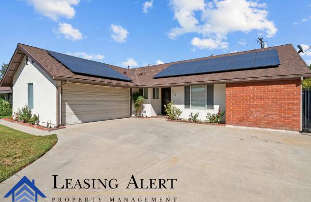 27824 Larkmain Dr Gallery 1