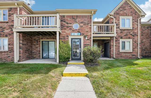Northlake Village Gallery 1