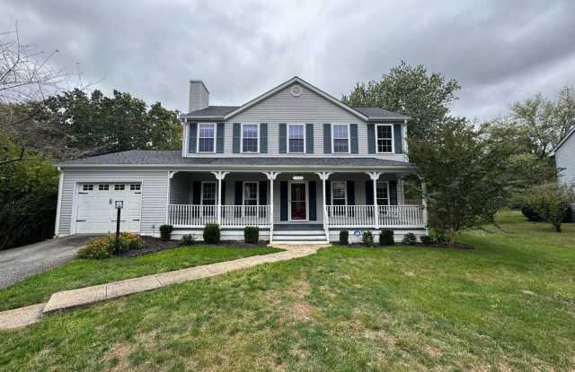 Stunning 4 Bed 2.5 Bath Single-Family Home Sitting On Spacious Lot In Beautiful Dale City photos photos Stunning 4 Bed 2.5 Bath Single-Family Home Sitting On Spacious Lot In Beautiful Dale City photos photos