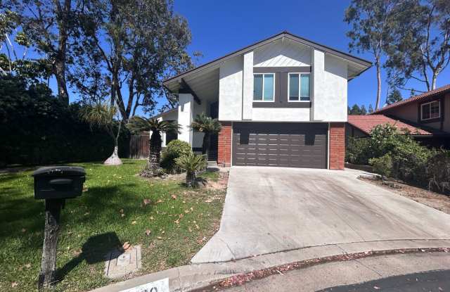 Spacious 4 Bed House in Hills of Westbluff Neighborhood! photos photos