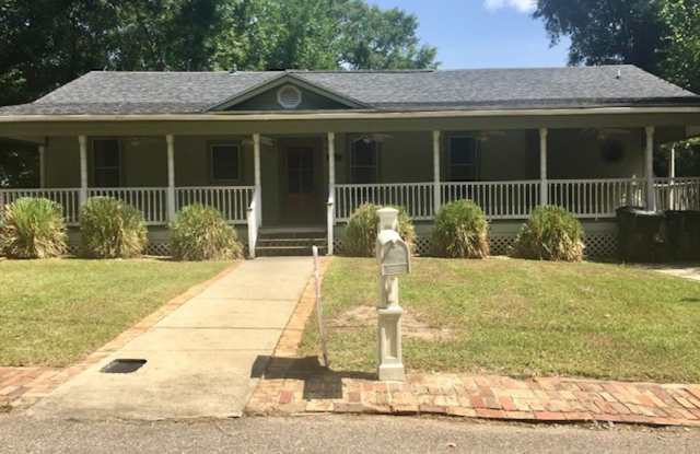 One-of-a-Kind Waterfront Rental on Fort Bayou! - 1010 Legion Lane, Ocean Springs, MS 39564