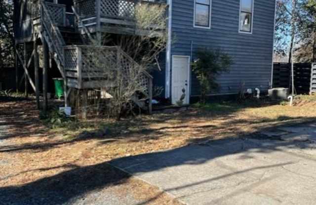 Adorable 2 Bedroom 1 Bath Apartment.Located in the Cotswold Area photos photos